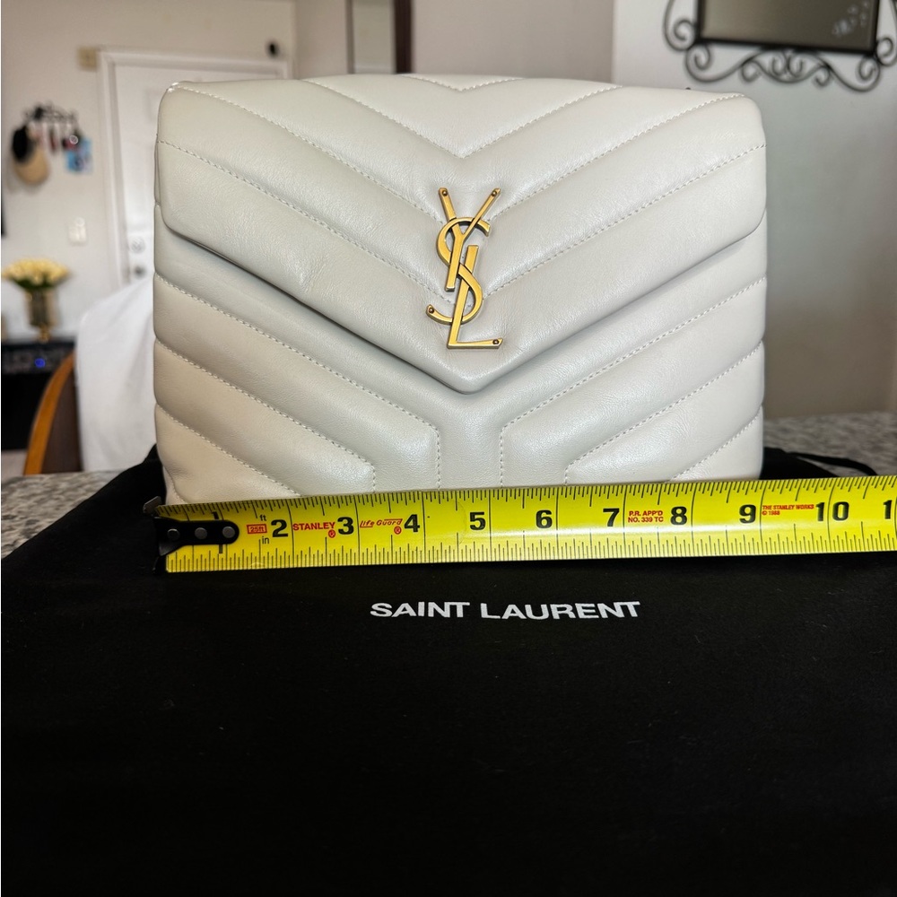 Saint Laurent Ivory Quilted Shoulder Bag with Gold Chain - Picture 15 of 16
